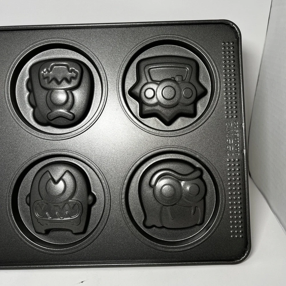 Sweet Creations Monster‎ Halloween Cookie Baking Pan 6 Cavities/ MOLDS
